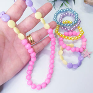 conjunto pulseiras e colar